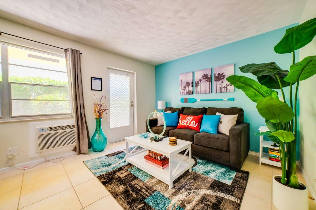Beautiful Old Apartment With Beach Gear Fort Lauderdale Phòng bức ảnh