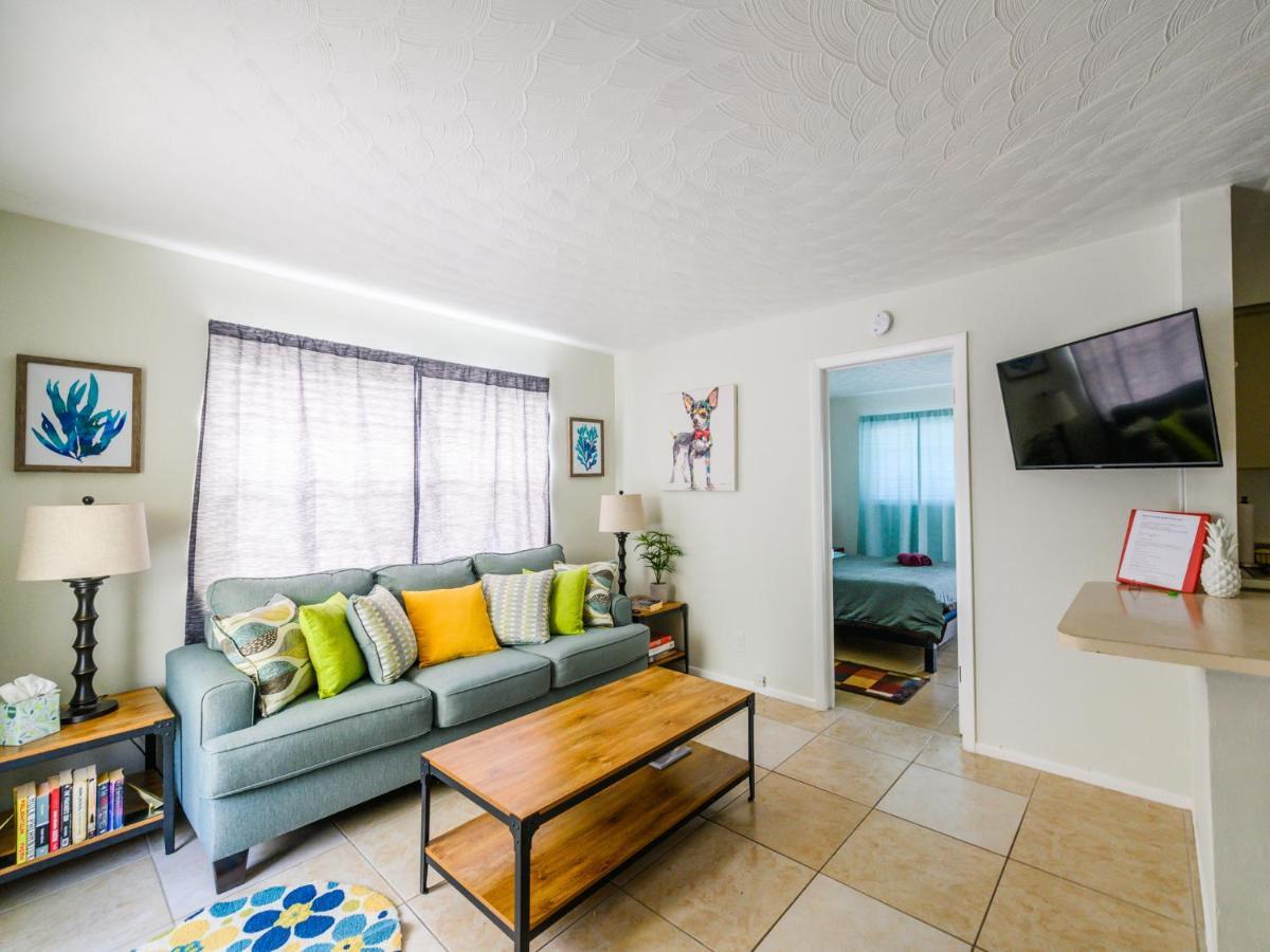 Beautiful Old Apartment With Beach Gear Fort Lauderdale Ngoại thất bức ảnh