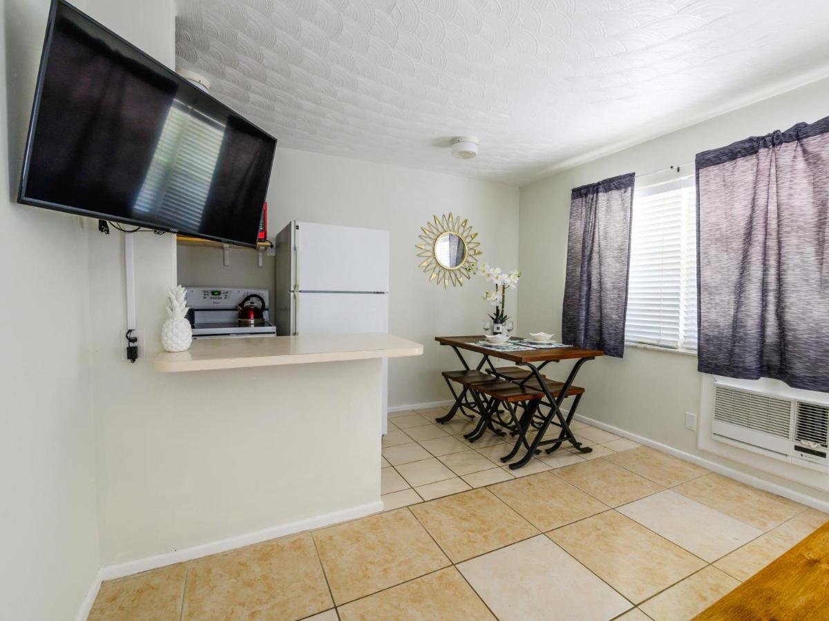 Beautiful Old Apartment With Beach Gear Fort Lauderdale Ngoại thất bức ảnh
